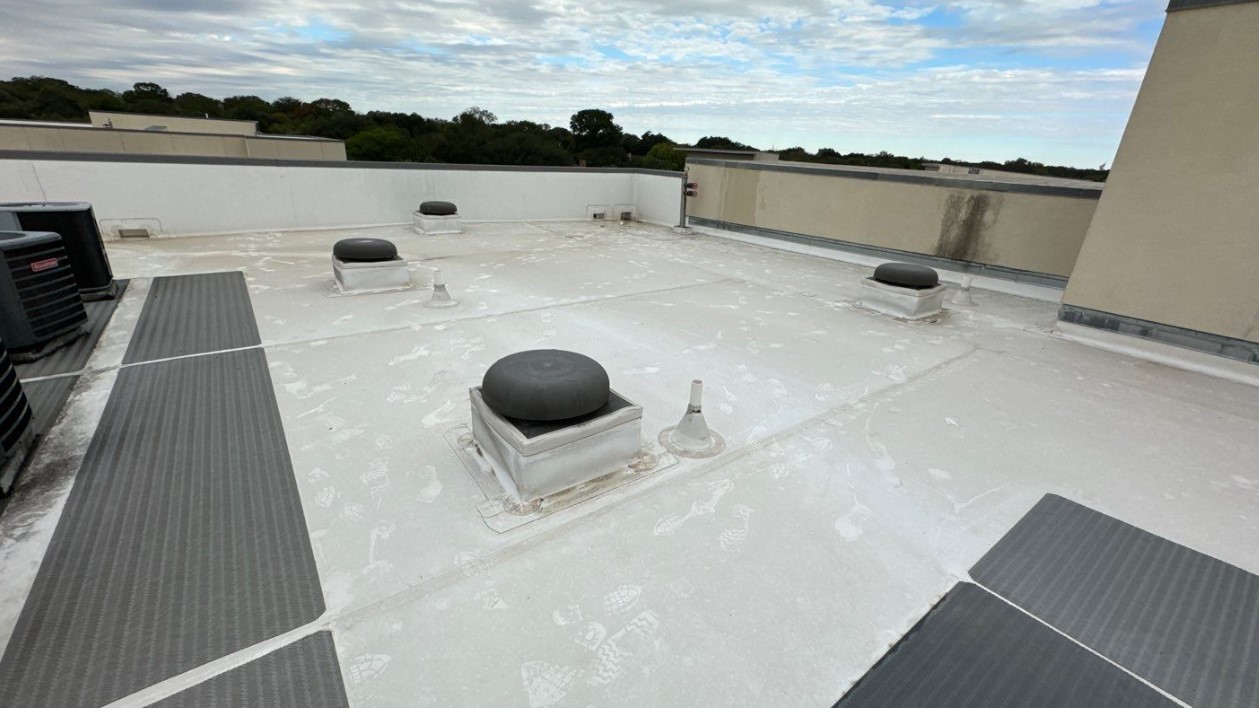 HUB certified commercial roofing contractor in San Antonio