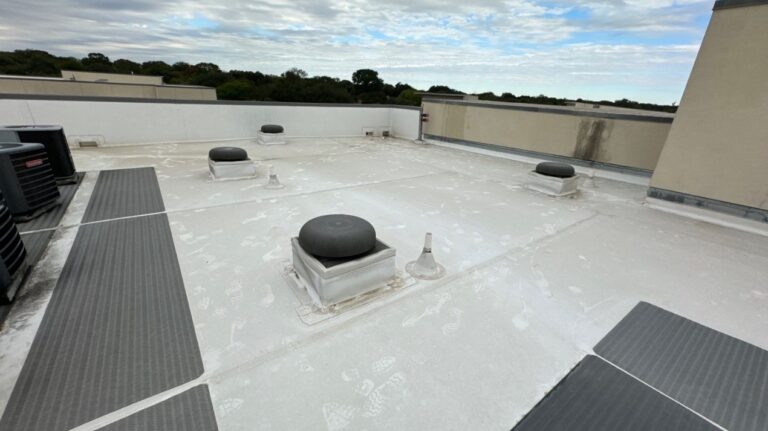 commercial roofing in Alamo Ranch, TX